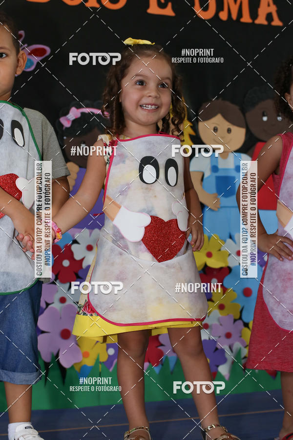 Buy your photos of the eventFesta da Famlia - Creche Azulo on Fotop