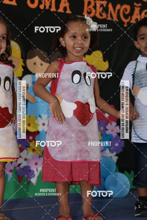 Buy your photos of the eventFesta da Famlia - Creche Azulo on Fotop