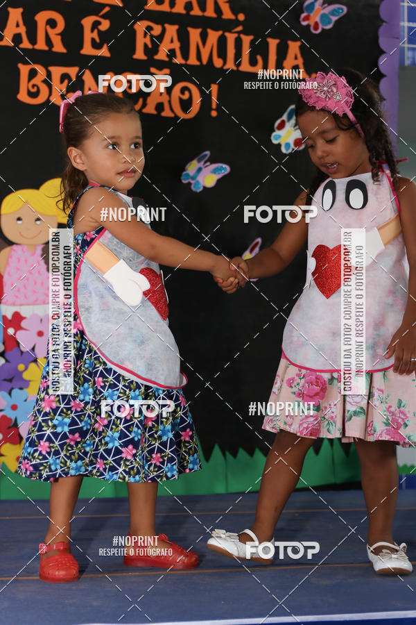 Buy your photos of the eventFesta da Famlia - Creche Azulo on Fotop