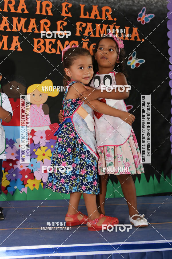 Buy your photos of the eventFesta da Famlia - Creche Azulo on Fotop