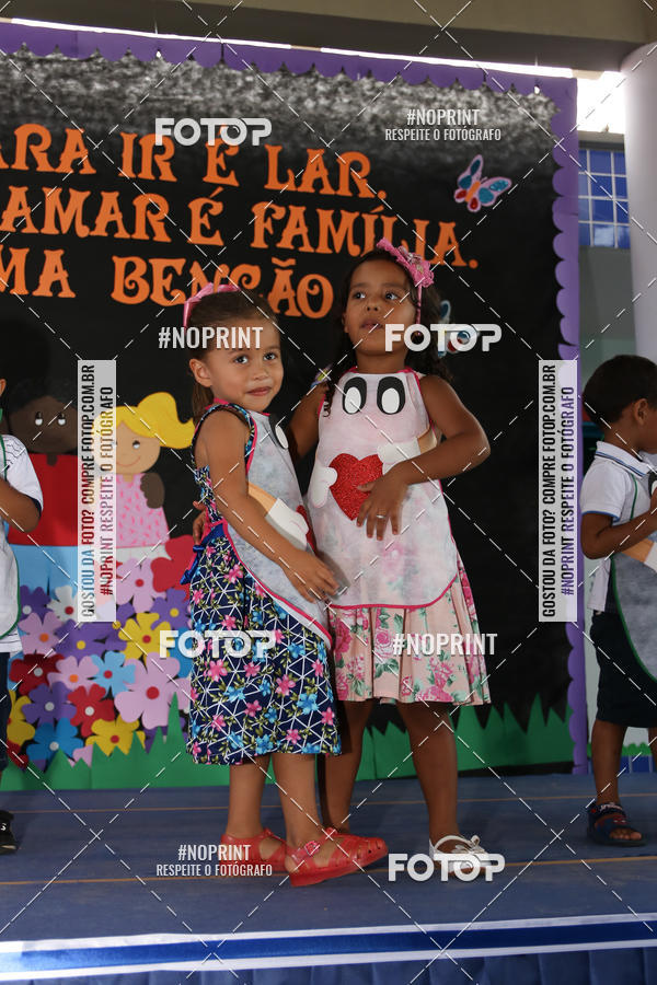 Buy your photos of the eventFesta da Famlia - Creche Azulo on Fotop