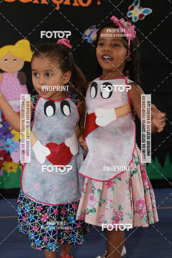 Buy your photos of the eventFesta da Famlia - Creche Azulo on Fotop