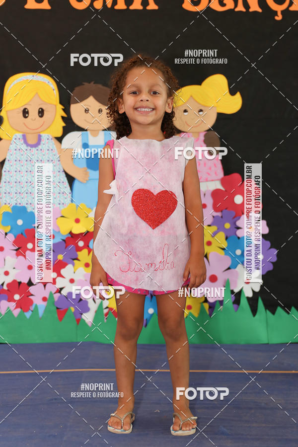 Buy your photos of the eventFesta da Famlia - Creche Azulo on Fotop