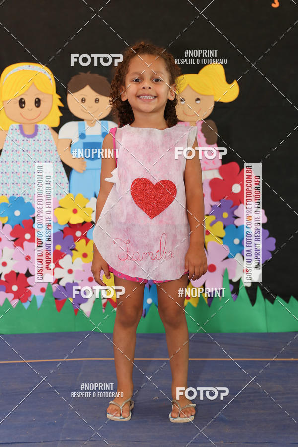 Buy your photos of the eventFesta da Famlia - Creche Azulo on Fotop