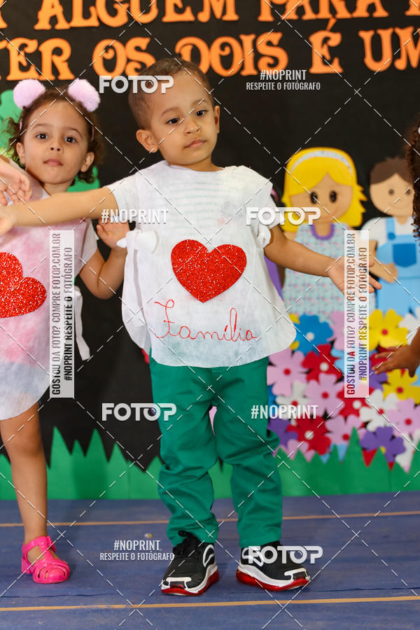 Buy your photos of the eventFesta da Famlia - Creche Azulo on Fotop