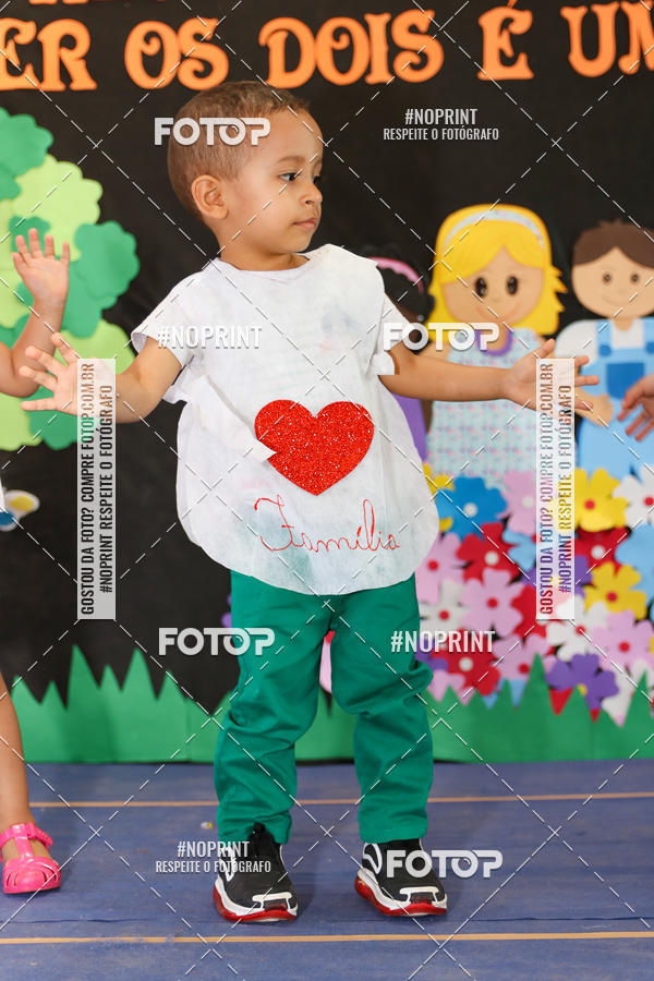 Buy your photos of the eventFesta da Famlia - Creche Azulo on Fotop