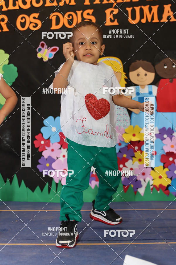 Buy your photos of the eventFesta da Famlia - Creche Azulo on Fotop