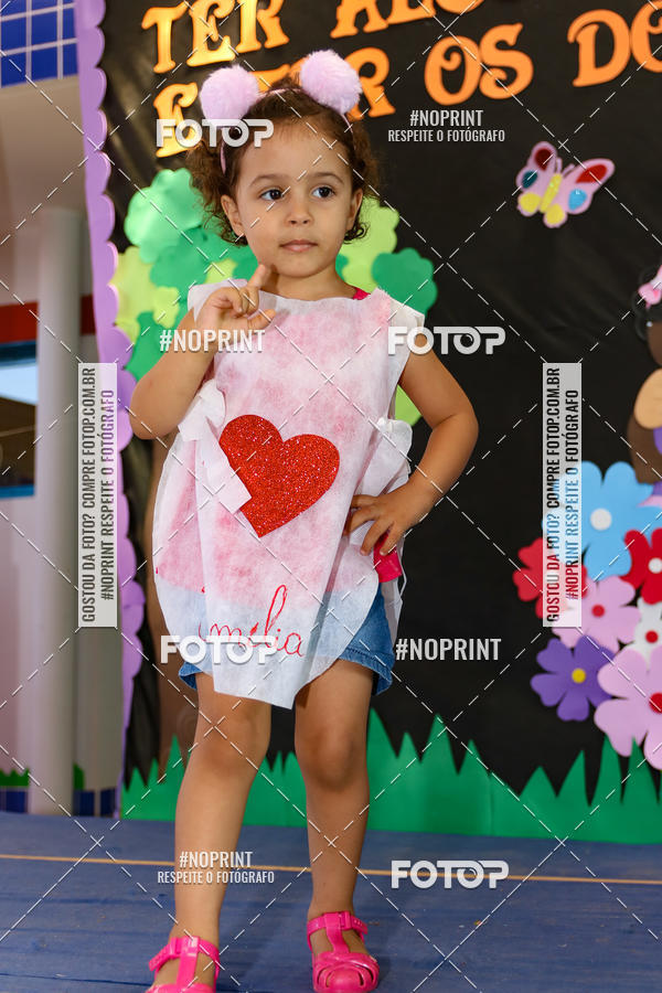 Buy your photos of the eventFesta da Famlia - Creche Azulo on Fotop