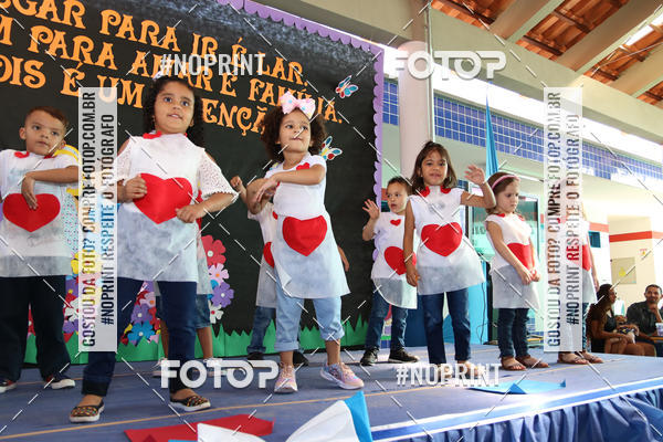 Buy your photos of the eventFesta da Famlia - Creche Azulo on Fotop