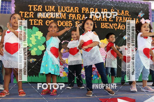Buy your photos of the eventFesta da Famlia - Creche Azulo on Fotop