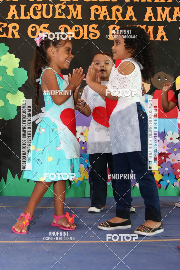 Buy your photos of the eventFesta da Famlia - Creche Azulo on Fotop