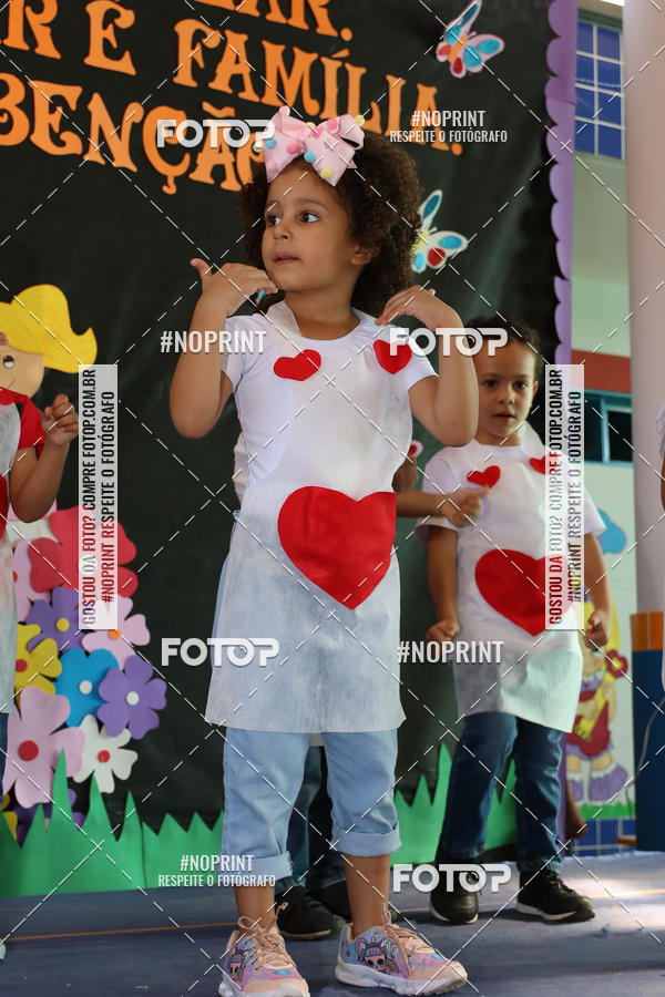 Buy your photos of the eventFesta da Famlia - Creche Azulo on Fotop