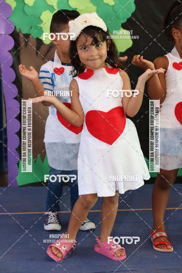 Buy your photos of the eventFesta da Famlia - Creche Azulo on Fotop