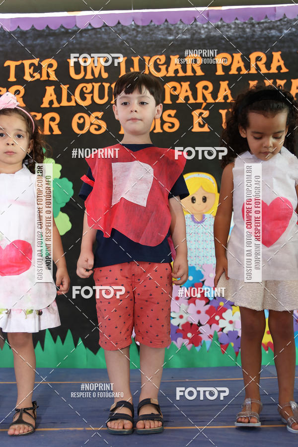 Buy your photos of the eventFesta da Famlia - Creche Azulo on Fotop