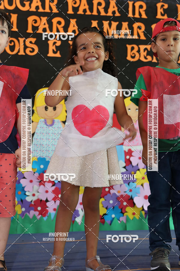 Buy your photos of the eventFesta da Famlia - Creche Azulo on Fotop