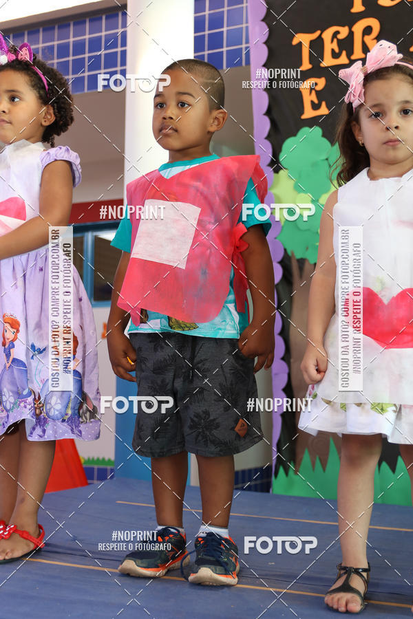 Buy your photos of the eventFesta da Famlia - Creche Azulo on Fotop