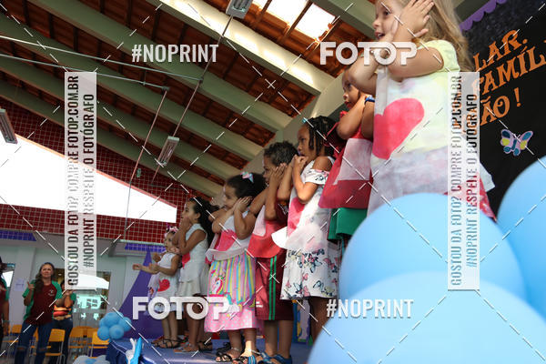 Buy your photos of the eventFesta da Famlia - Creche Azulo on Fotop