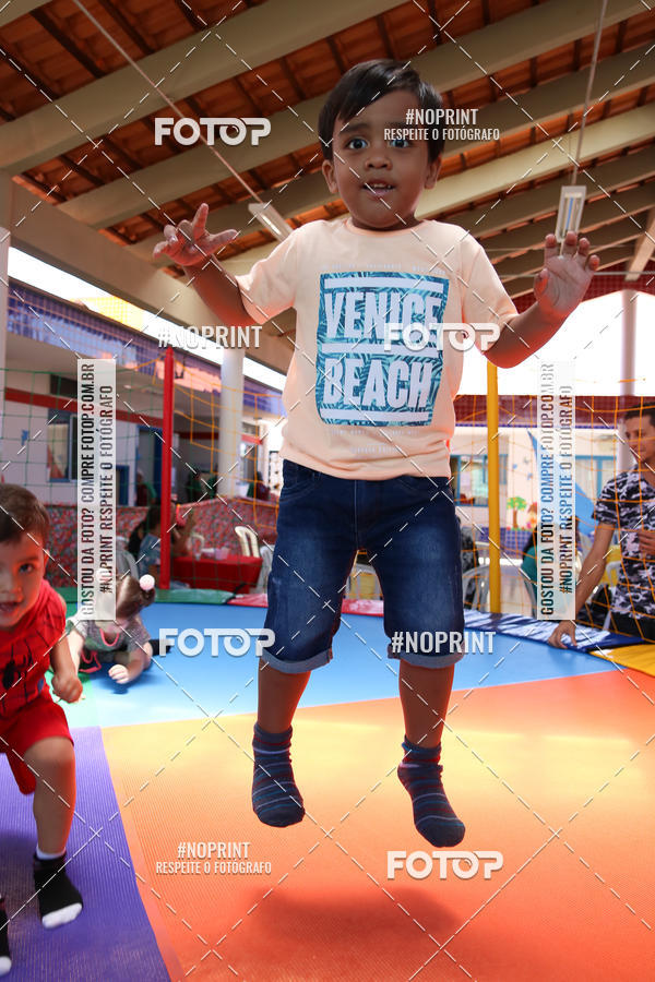 Buy your photos of the eventFesta da Famlia - Creche Azulo on Fotop