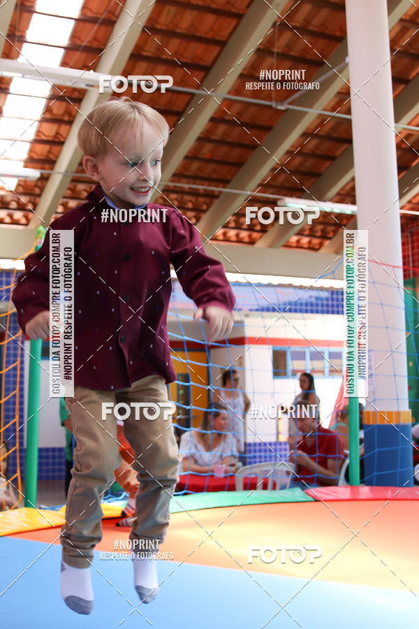 Buy your photos of the eventFesta da Famlia - Creche Azulo on Fotop