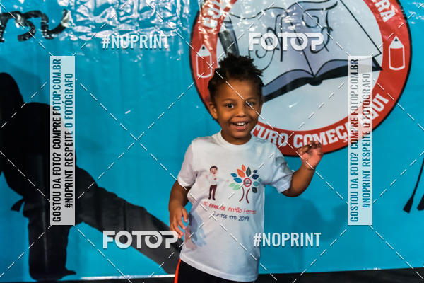 Buy your photos of the eventApresenta��o de Capoeira e Ju Jitsu 2019 on Fotop