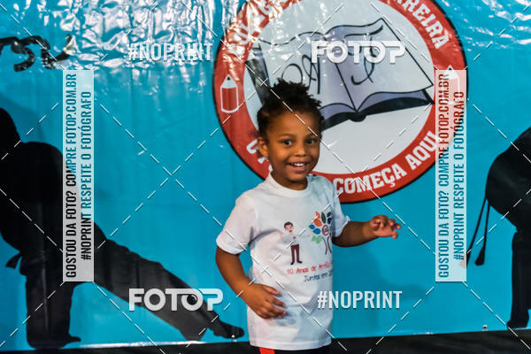 Buy your photos of the eventApresenta��o de Capoeira e Ju Jitsu 2019 on Fotop