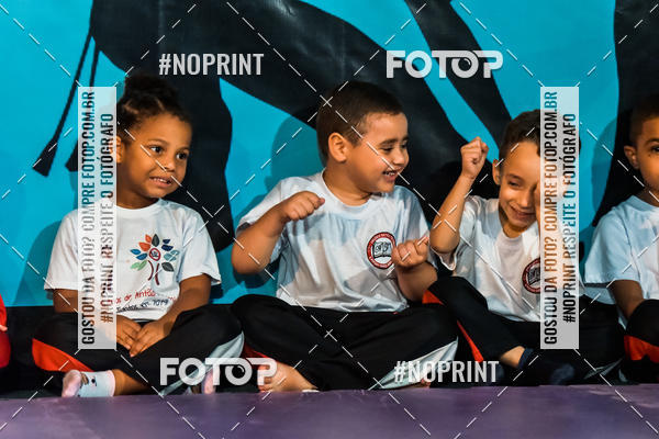 Buy your photos of the eventApresenta��o de Capoeira e Ju Jitsu 2019 on Fotop