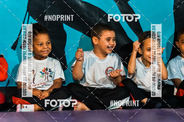 Buy your photos of the eventApresenta��o de Capoeira e Ju Jitsu 2019 on Fotop