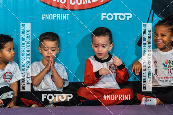 Buy your photos of the eventApresenta��o de Capoeira e Ju Jitsu 2019 on Fotop