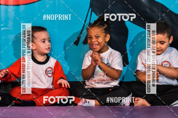 Buy your photos of the eventApresenta��o de Capoeira e Ju Jitsu 2019 on Fotop