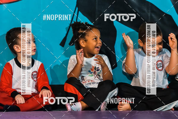 Buy your photos of the eventApresenta��o de Capoeira e Ju Jitsu 2019 on Fotop