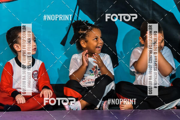 Buy your photos of the eventApresenta��o de Capoeira e Ju Jitsu 2019 on Fotop