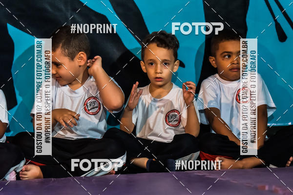 Buy your photos of the eventApresenta��o de Capoeira e Ju Jitsu 2019 on Fotop