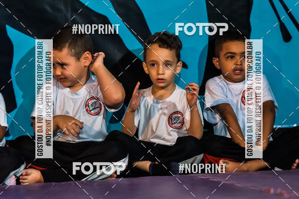 Buy your photos of the eventApresenta��o de Capoeira e Ju Jitsu 2019 on Fotop