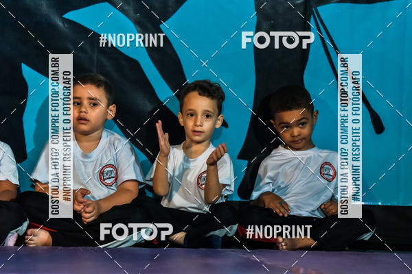 Buy your photos of the eventApresenta��o de Capoeira e Ju Jitsu 2019 on Fotop