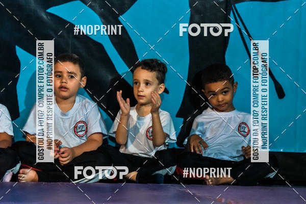 Buy your photos of the eventApresenta��o de Capoeira e Ju Jitsu 2019 on Fotop