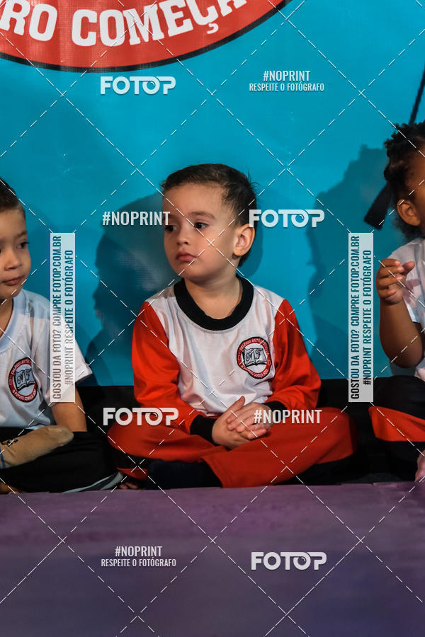 Buy your photos of the eventApresenta��o de Capoeira e Ju Jitsu 2019 on Fotop