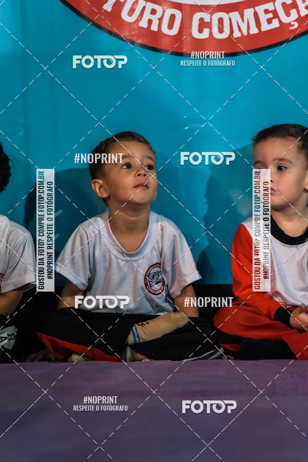 Buy your photos of the eventApresenta��o de Capoeira e Ju Jitsu 2019 on Fotop