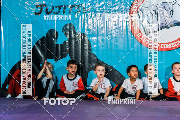 Buy your photos of the eventApresenta��o de Capoeira e Ju Jitsu 2019 on Fotop