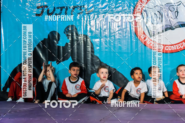 Buy your photos of the eventApresenta��o de Capoeira e Ju Jitsu 2019 on Fotop