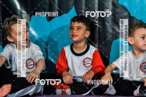Buy your photos of the eventApresenta��o de Capoeira e Ju Jitsu 2019 on Fotop