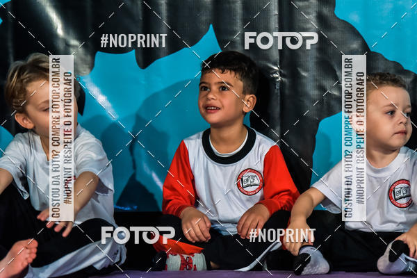 Buy your photos of the eventApresenta��o de Capoeira e Ju Jitsu 2019 on Fotop