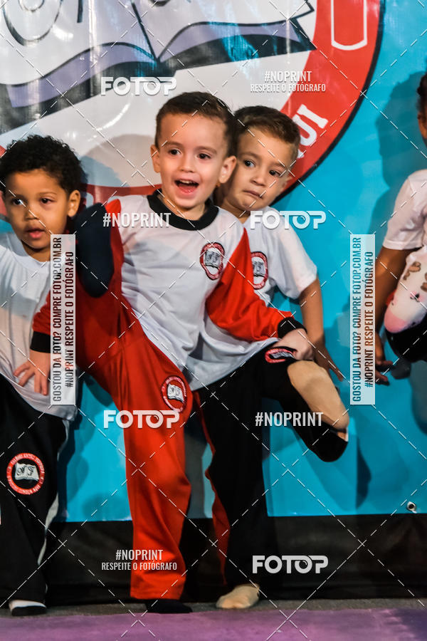 Buy your photos of the eventApresenta��o de Capoeira e Ju Jitsu 2019 on Fotop