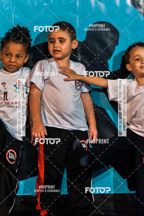 Buy your photos of the eventApresenta��o de Capoeira e Ju Jitsu 2019 on Fotop