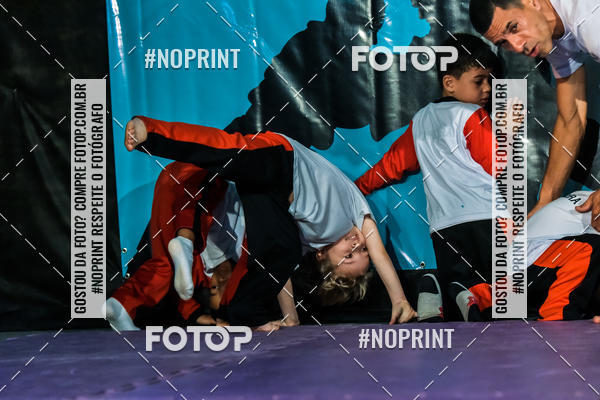 Buy your photos of the eventApresenta��o de Capoeira e Ju Jitsu 2019 on Fotop