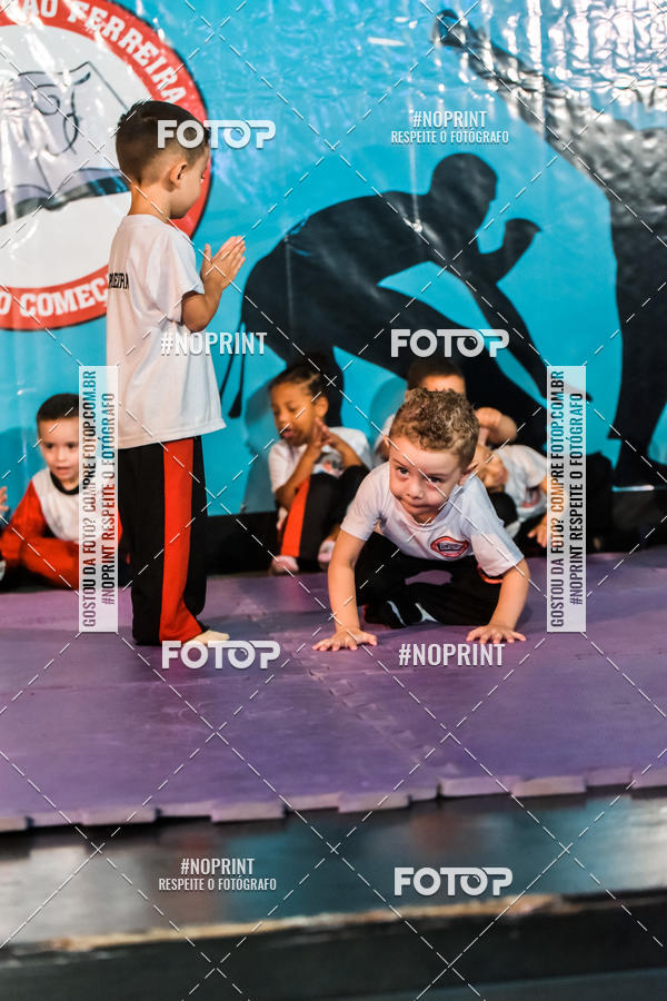 Buy your photos of the eventApresenta��o de Capoeira e Ju Jitsu 2019 on Fotop