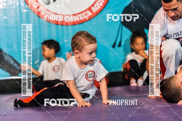 Buy your photos of the eventApresenta��o de Capoeira e Ju Jitsu 2019 on Fotop