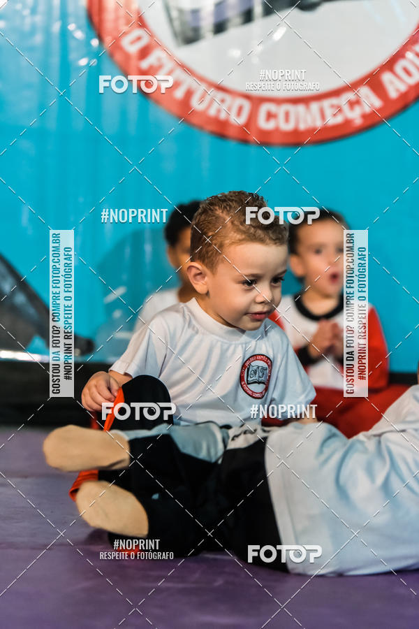 Buy your photos of the eventApresenta��o de Capoeira e Ju Jitsu 2019 on Fotop