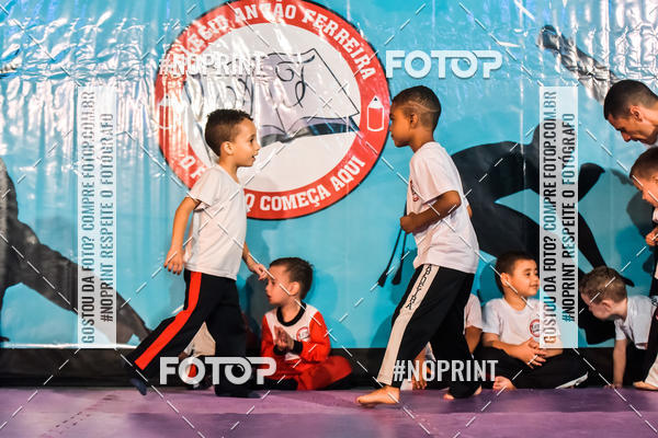 Buy your photos of the eventApresenta��o de Capoeira e Ju Jitsu 2019 on Fotop