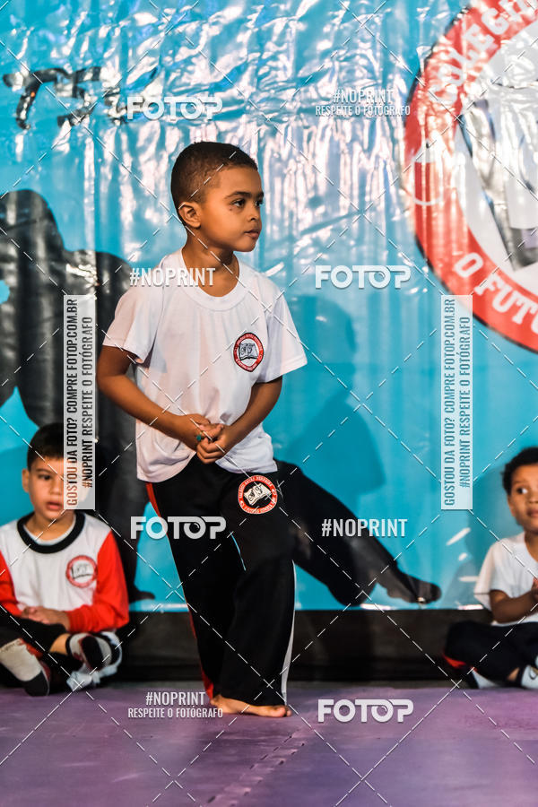 Buy your photos of the eventApresenta��o de Capoeira e Ju Jitsu 2019 on Fotop