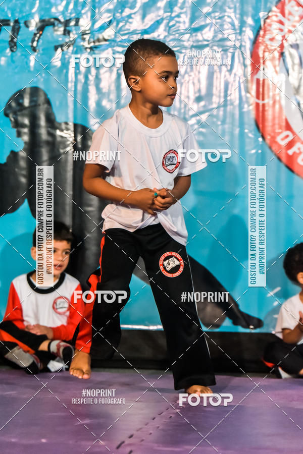 Buy your photos of the eventApresenta��o de Capoeira e Ju Jitsu 2019 on Fotop